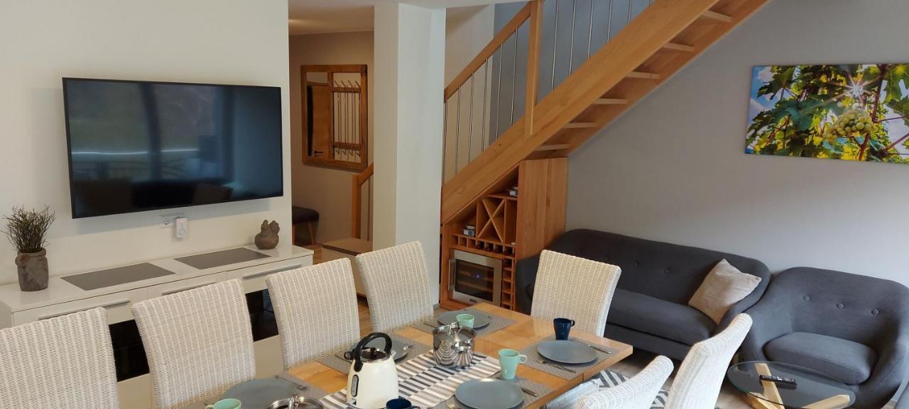Ferienwohnung Am Fluss 클로텐 외부 사진