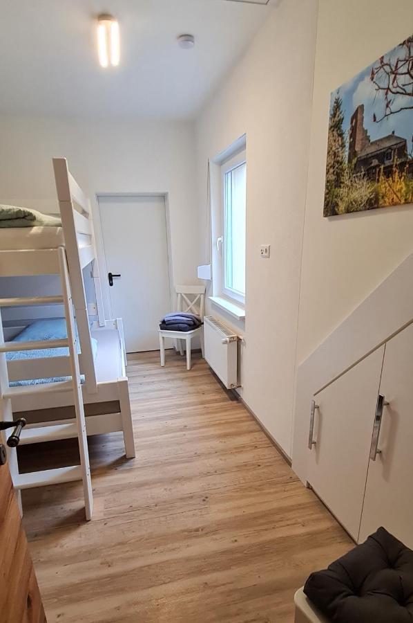 Ferienwohnung Am Fluss 클로텐 외부 사진